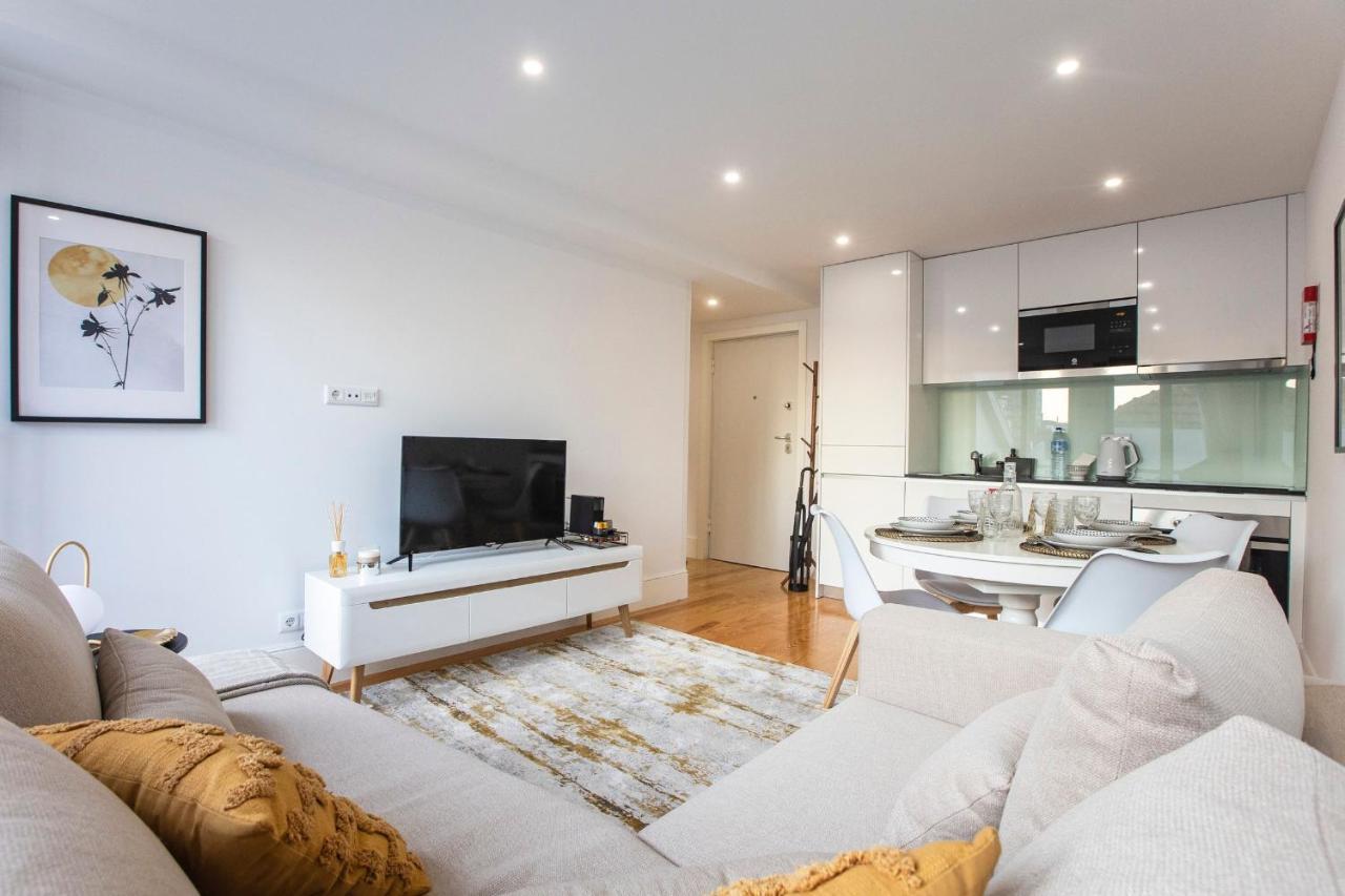 City Center 2Br Flat W/ Ac By Lovelystay ปอร์โต ภายนอก รูปภาพ